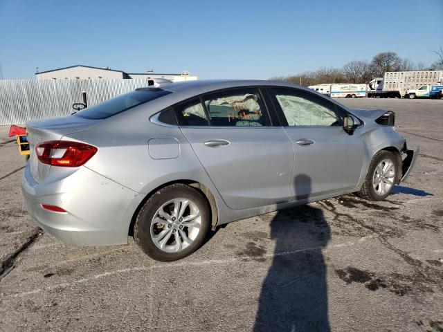  CHEVROLET CRUZE 2019 Сріблястий