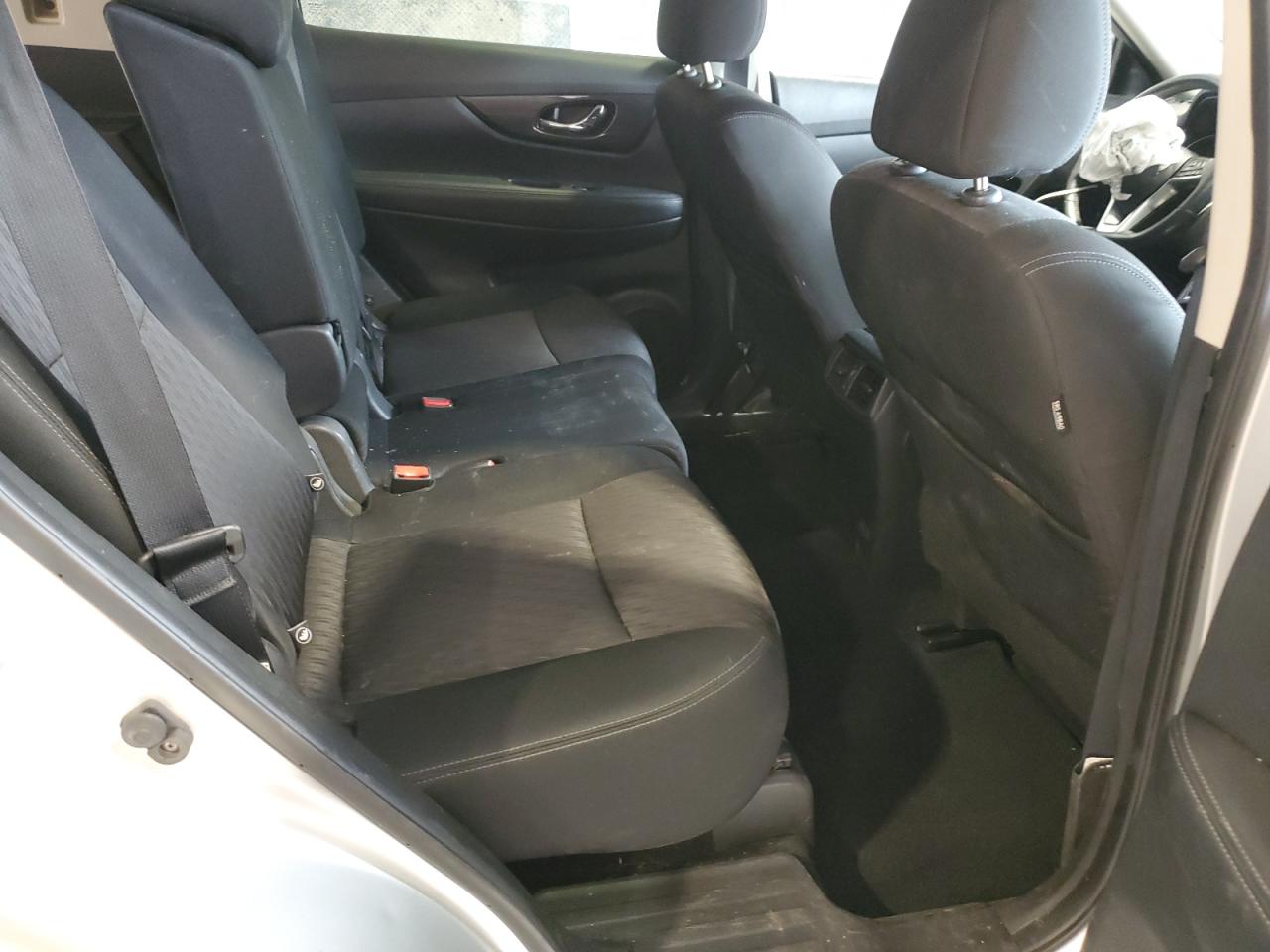 2018 Nissan Rogue S VIN: KNMAT2MV9JP578247 Lot: 53329415