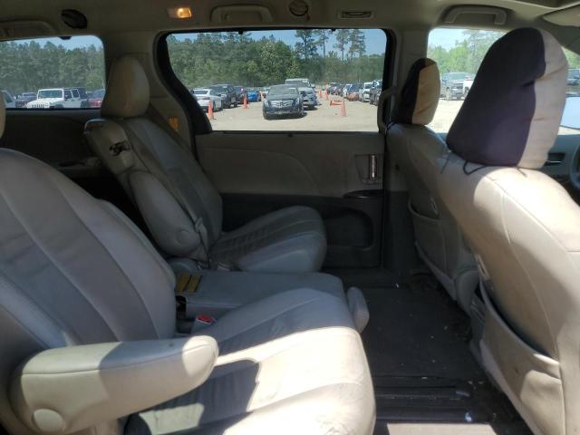 2014 TOYOTA SIENNA XLE