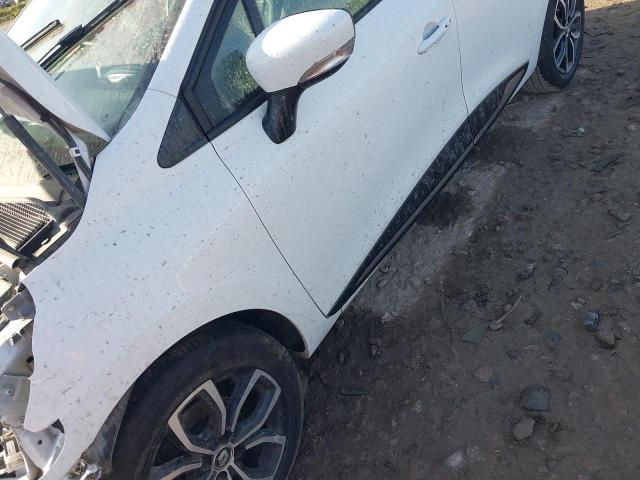 2018 RENAULT CLIO PLAY