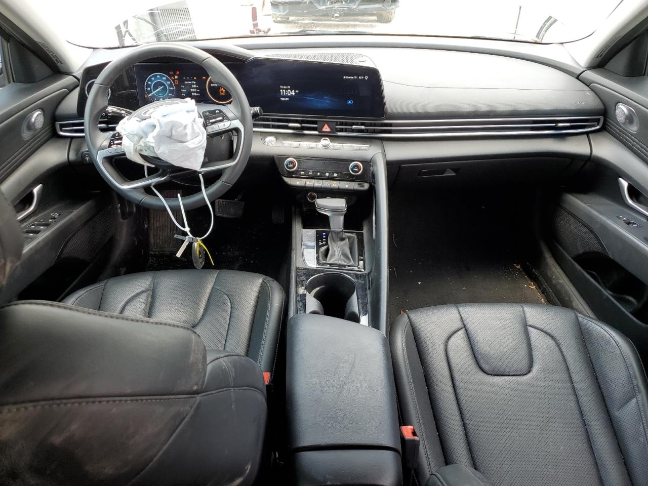 2024 Hyundai Elantra - Image 8