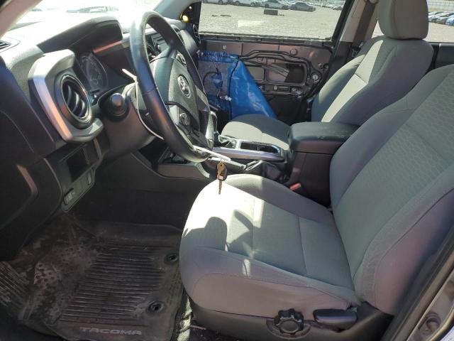 Pickups TOYOTA TACOMA 2017 Szary