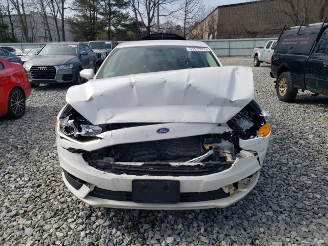  FORD FUSION 2018 Biały