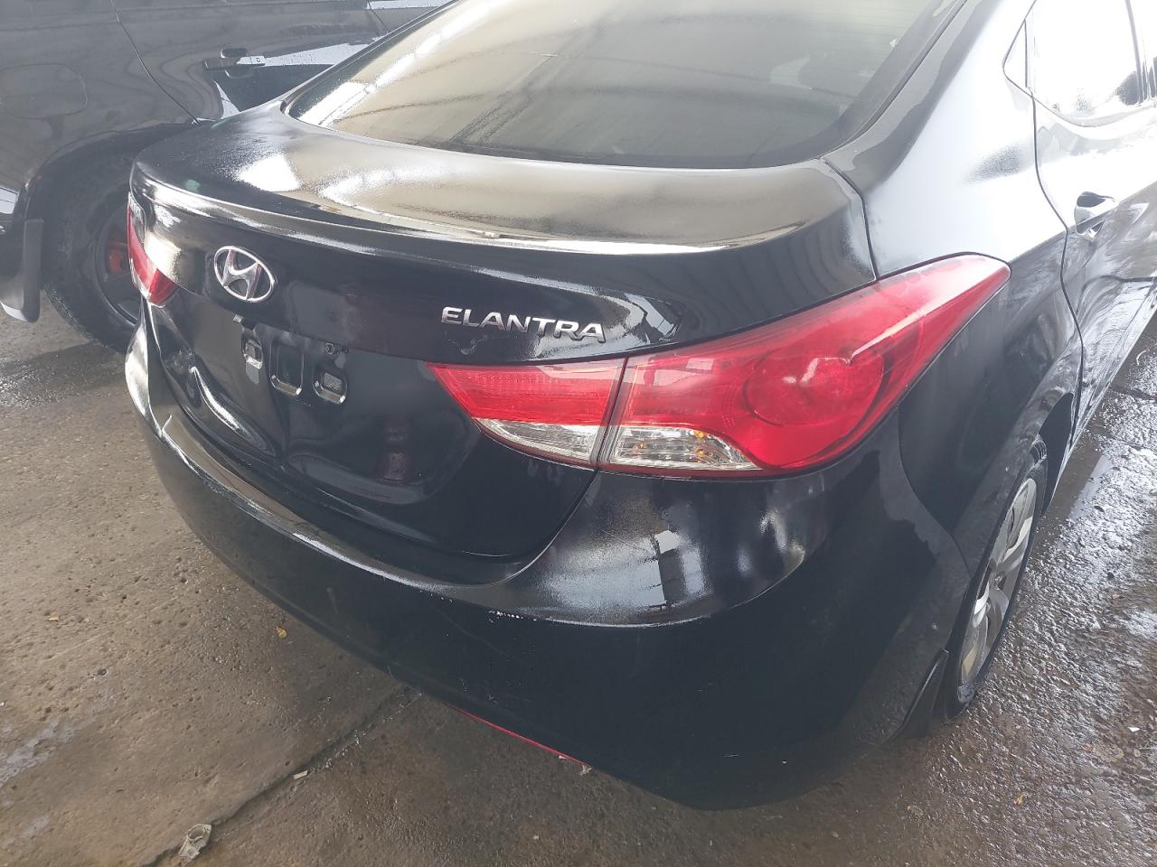 KMHDG41E0EU815812 - 2014 Hyundai Elantra - #undefined
