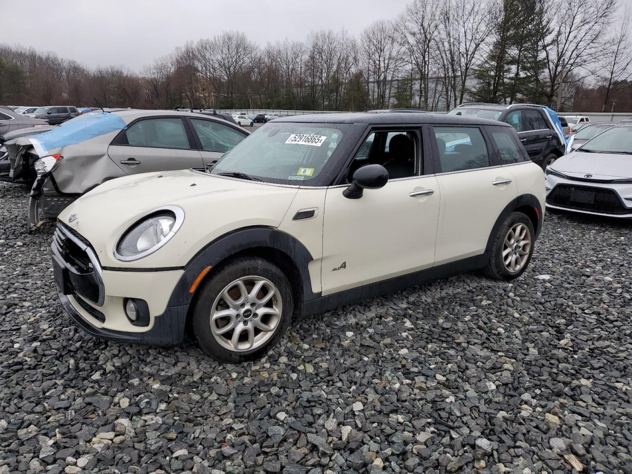 North Billerica, MA에서 판매 중인 2017 Mini Cooper Clubman All4 - Minor Dent/Scratches