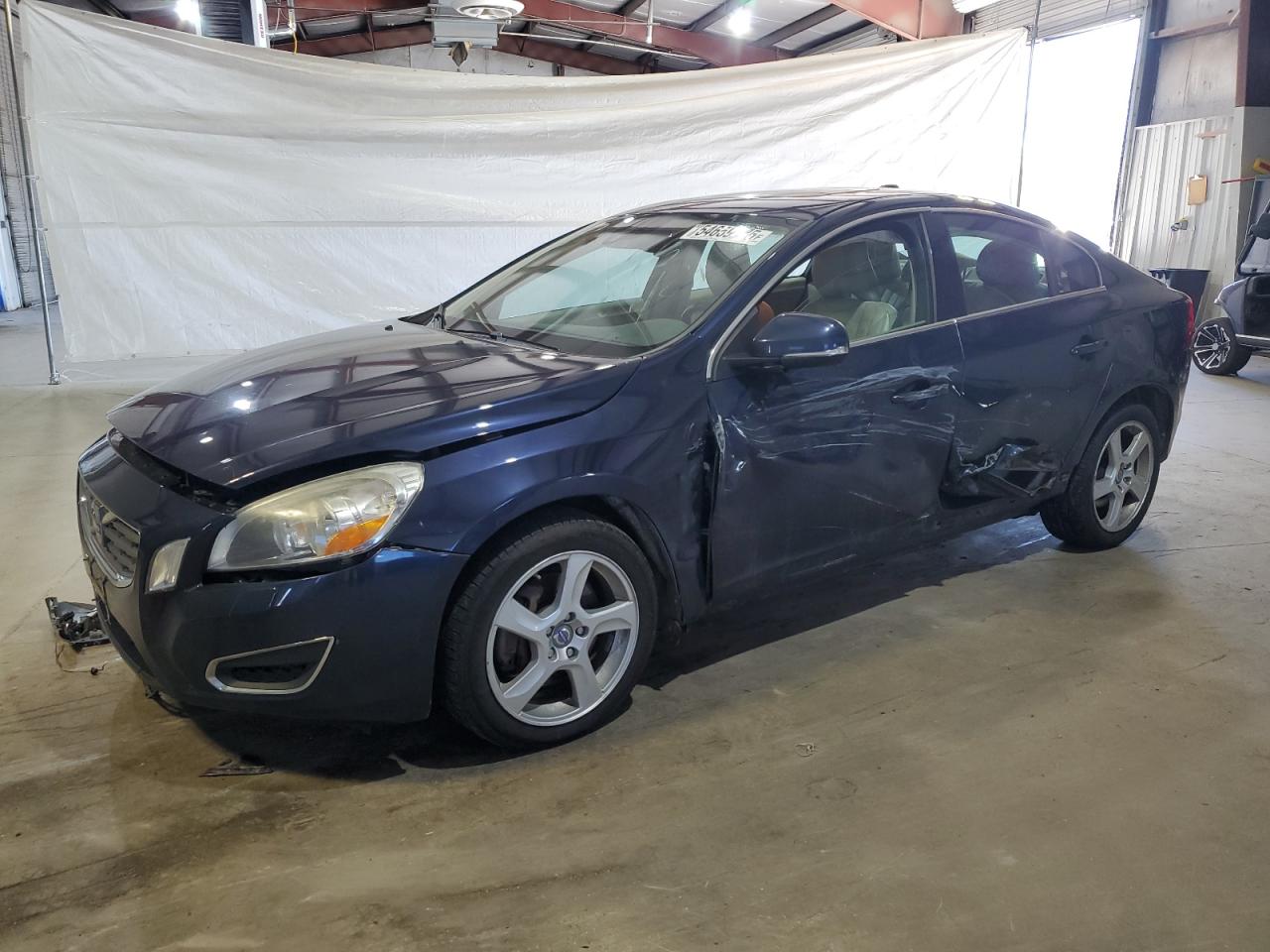 2013 Volvo S60 T5 en Venta en North Billerica, MA - Side
