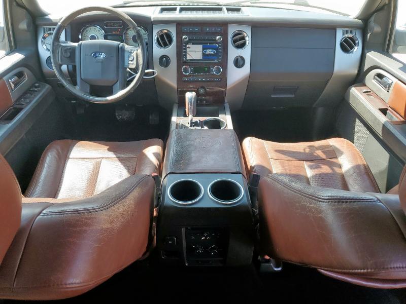  FORD EXPEDITION 2013 Biały