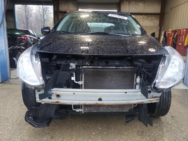  NISSAN VERSA 2017 Черный