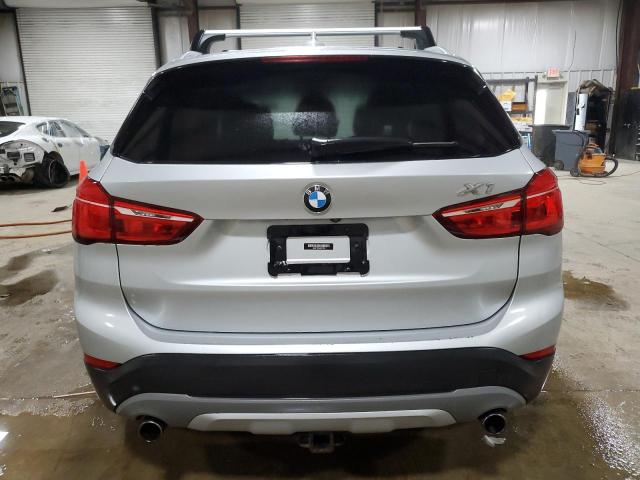  BMW X1 2018 Srebrny