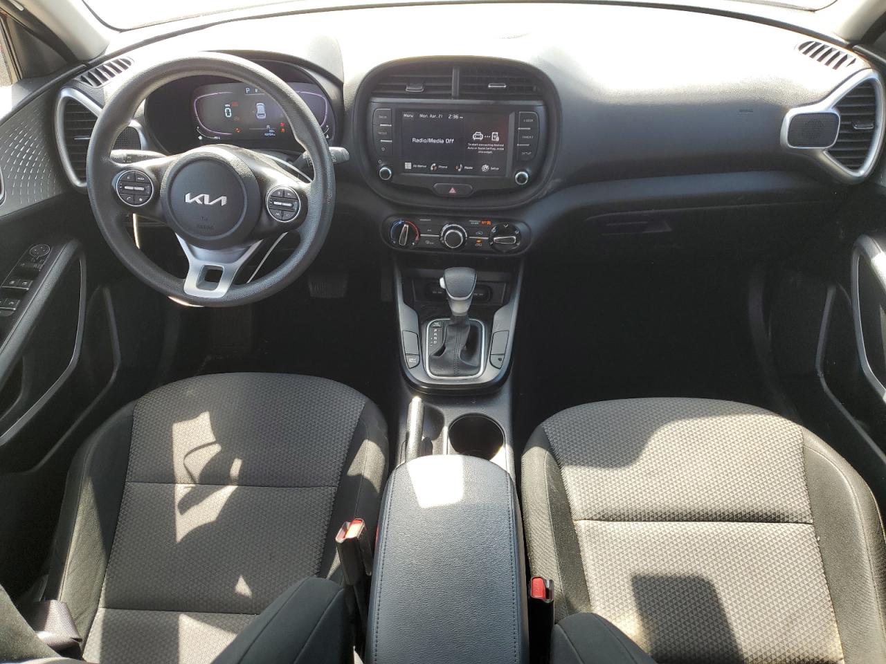 2023 Kia Soul - Image 8