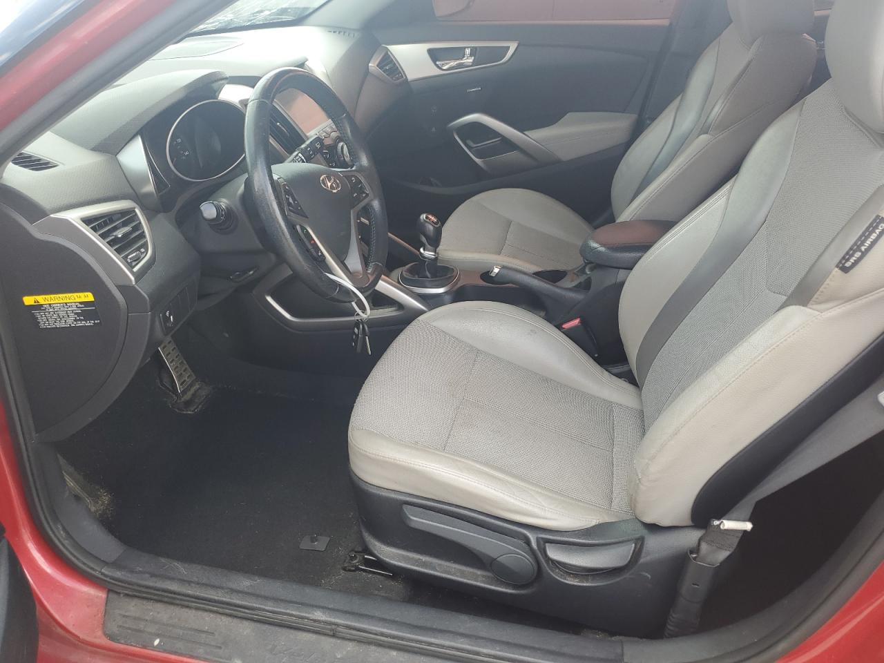 2013 Hyundai Veloster VIN: KMHTC6AD4DU103425 Lot: 55089165