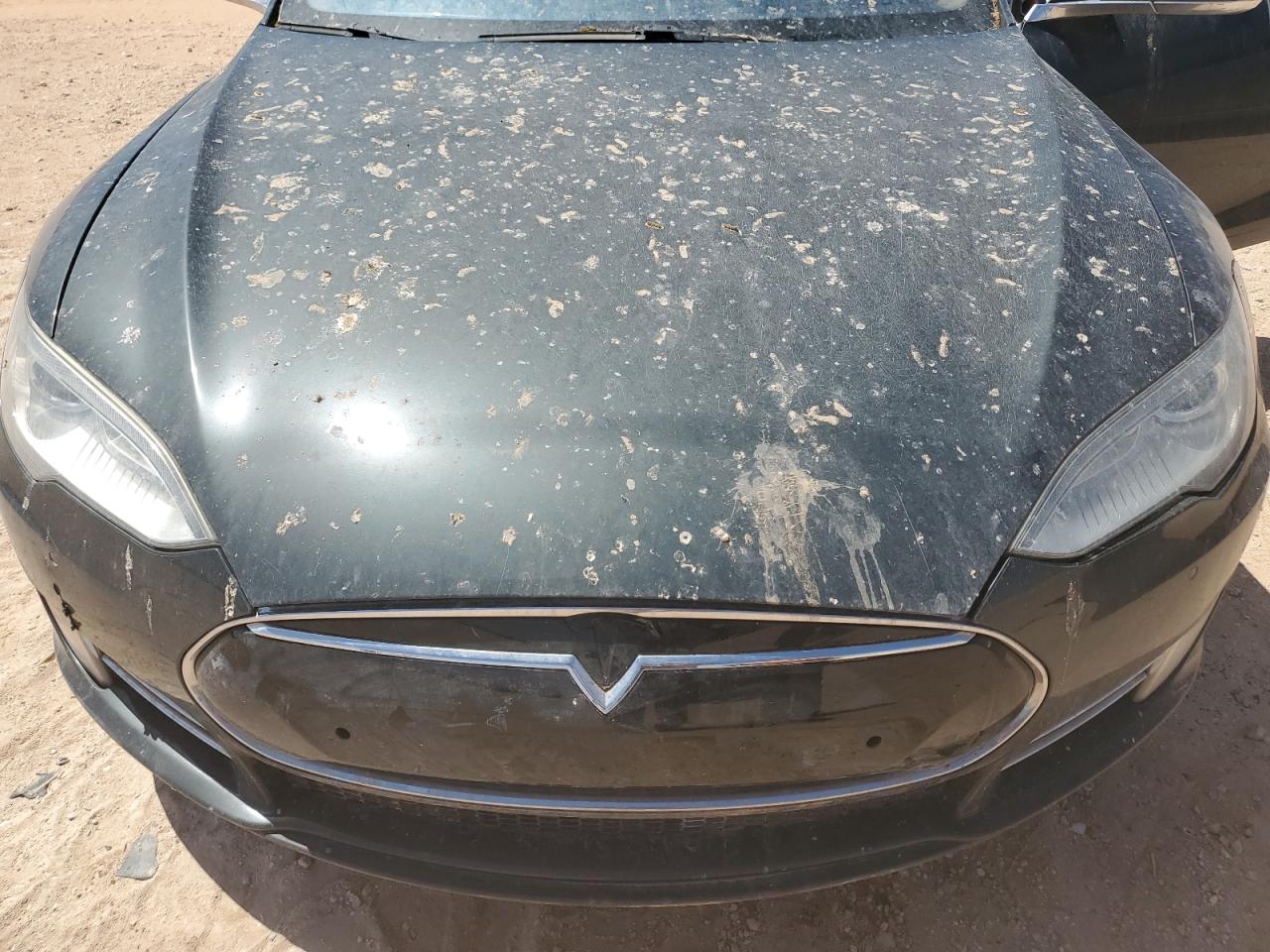 2014 Tesla Model S VIN: 5YJSA1H18EFP49002 Lot: 52215665