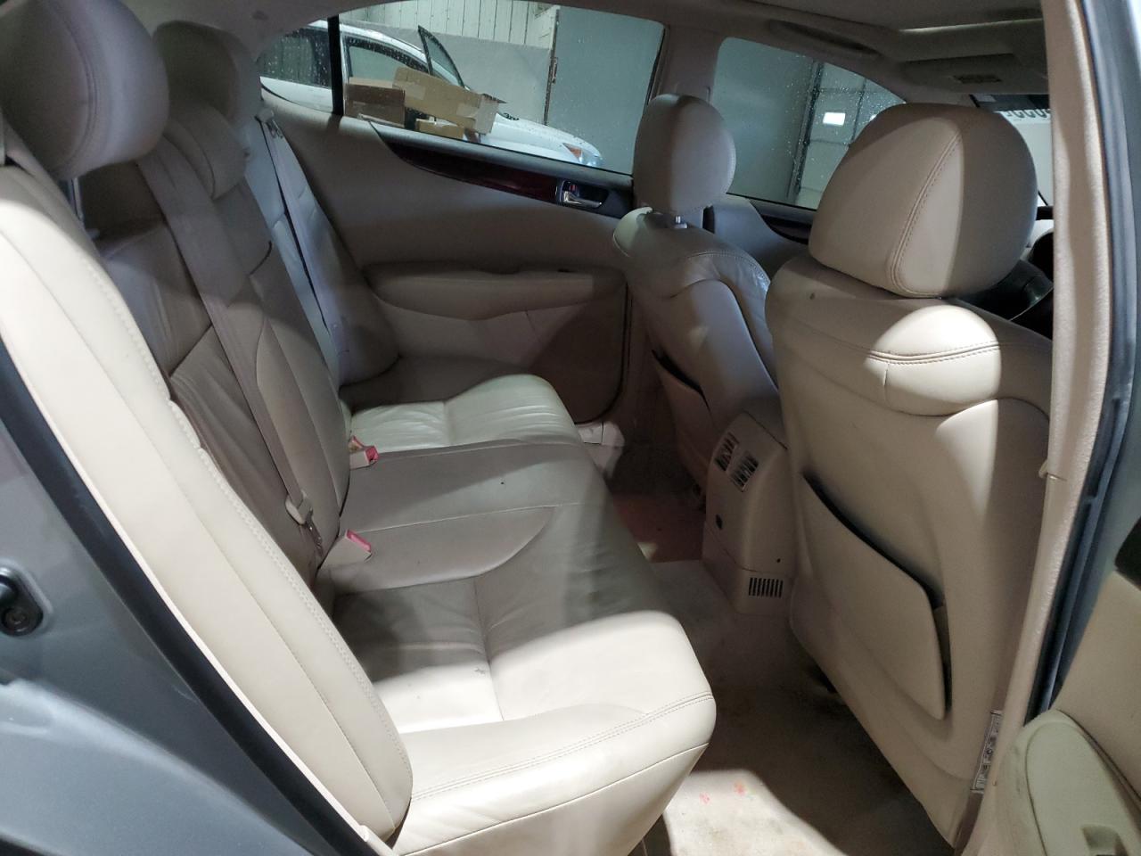 2004 Lexus Es 330 VIN: JTHBA30G245013344 Lot: 52094055