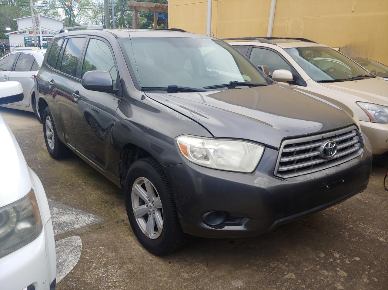 2010 Toyota Highlander продається в Lebanon, TN - Minor Dent/Scratches