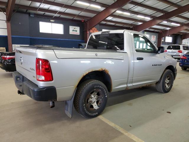 Pickups DODGE RAM 1500 2012 Srebrny