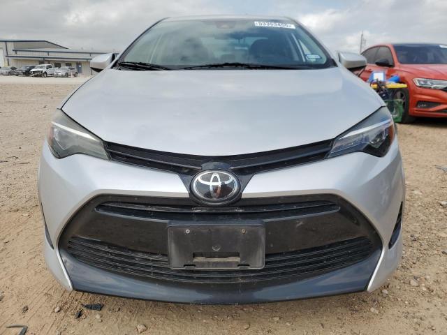  TOYOTA COROLLA 2017 Сріблястий