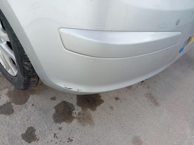 2009 HYUNDAI I30 ES