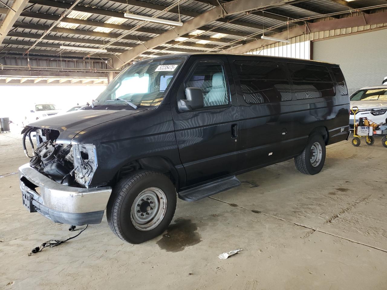 2010 Ford Econoline E350 Super Duty Wagon zu verkaufen in American Canyon, CA - Partial Repair