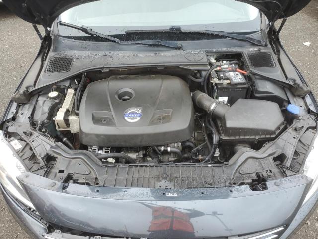 2015 VOLVO V60