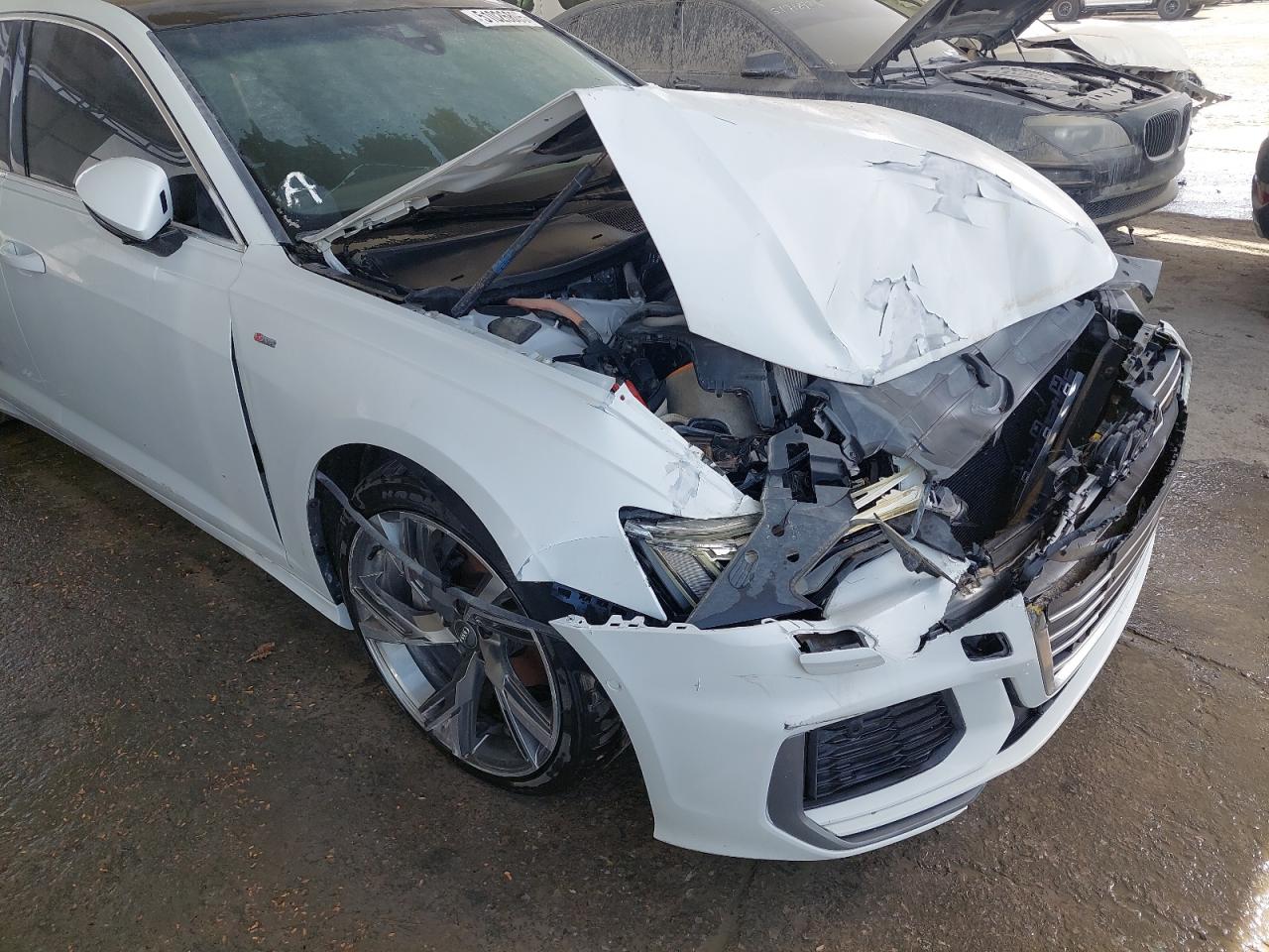 WAUZZZF22NN040937 - 2022 Audi A6 - #undefined