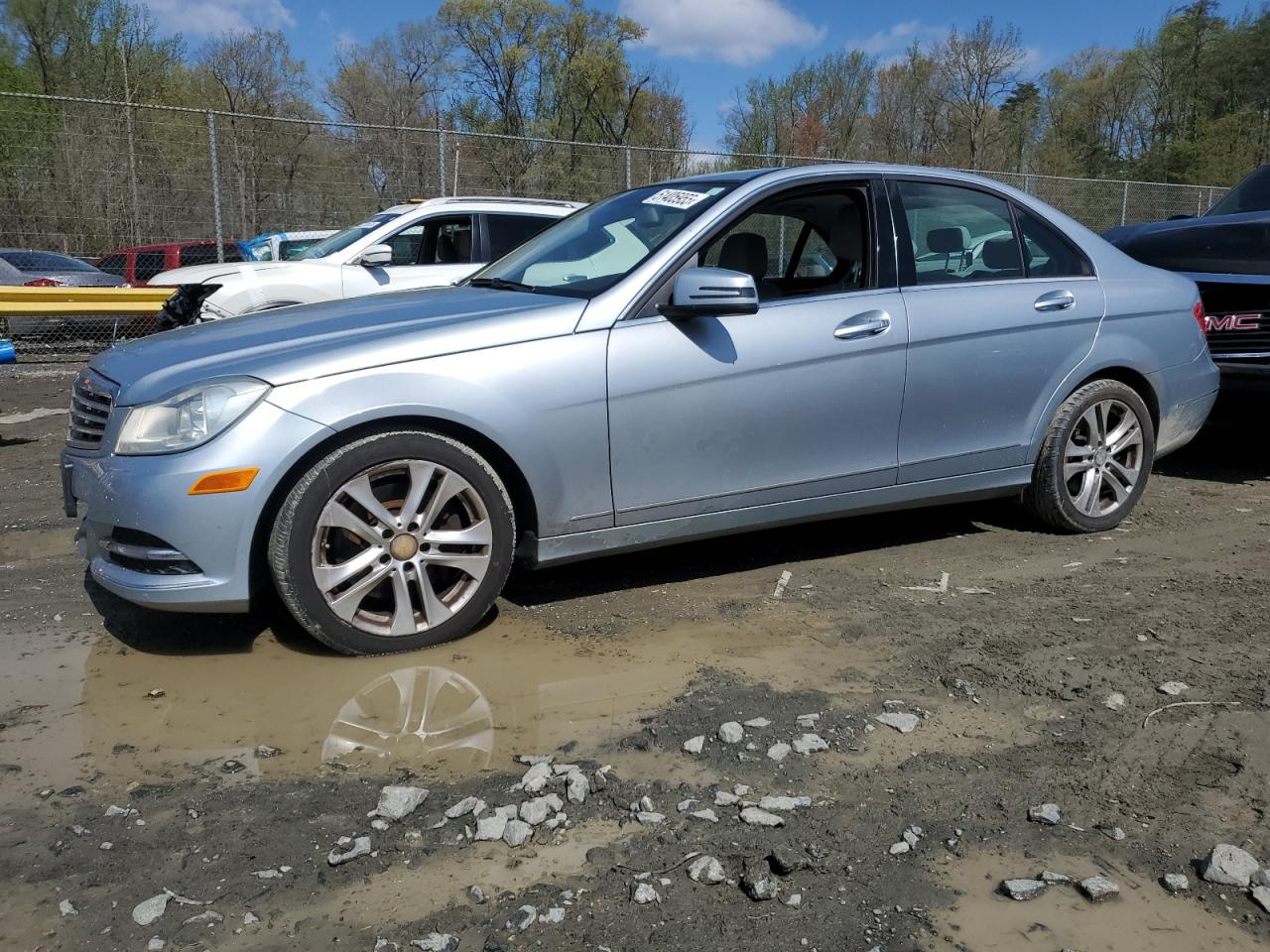 2013 Mercedes-Benz C 300 4Matic for Sale in Waldorf, MD - Undercarriage