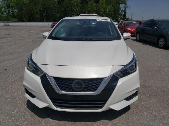  NISSAN VERSA 2020 Biały