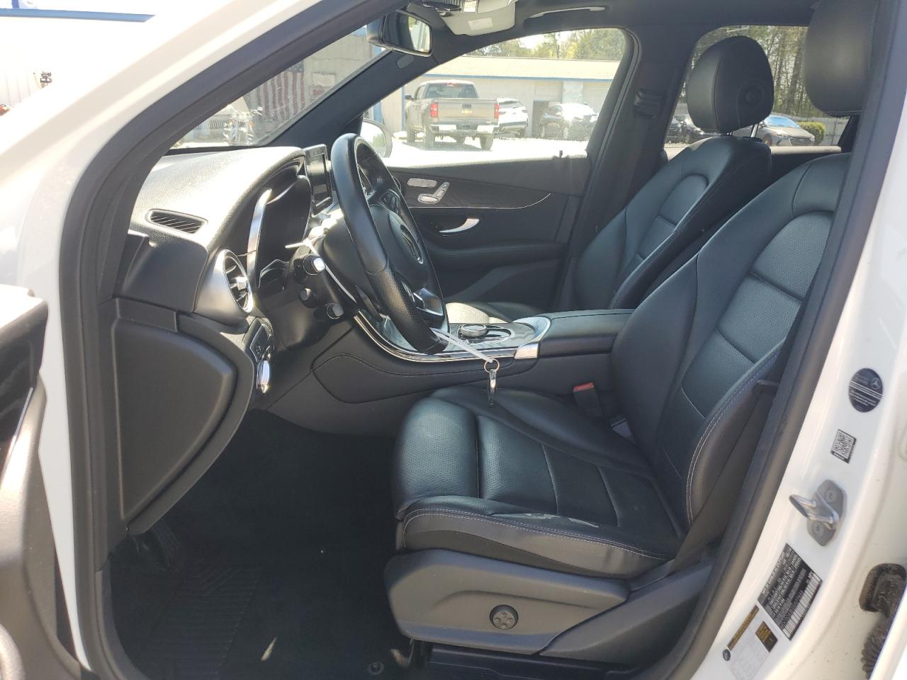 2018 Mercedes-Benz Glc 300 VIN: WDC0G4JB3JV077446 Lot: 52565415
