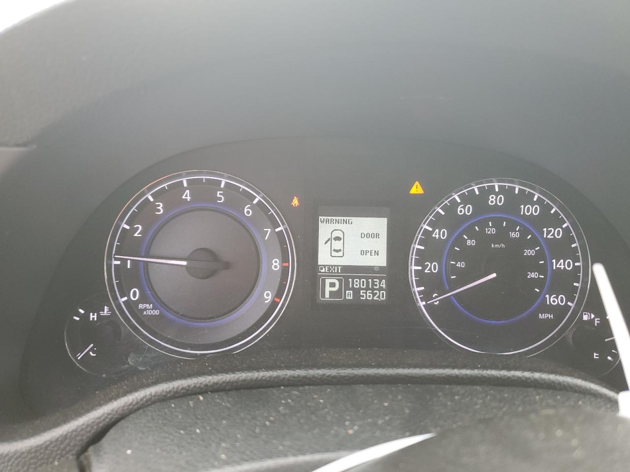 JN1CV6AR7AM451079 2010 Infiniti G37