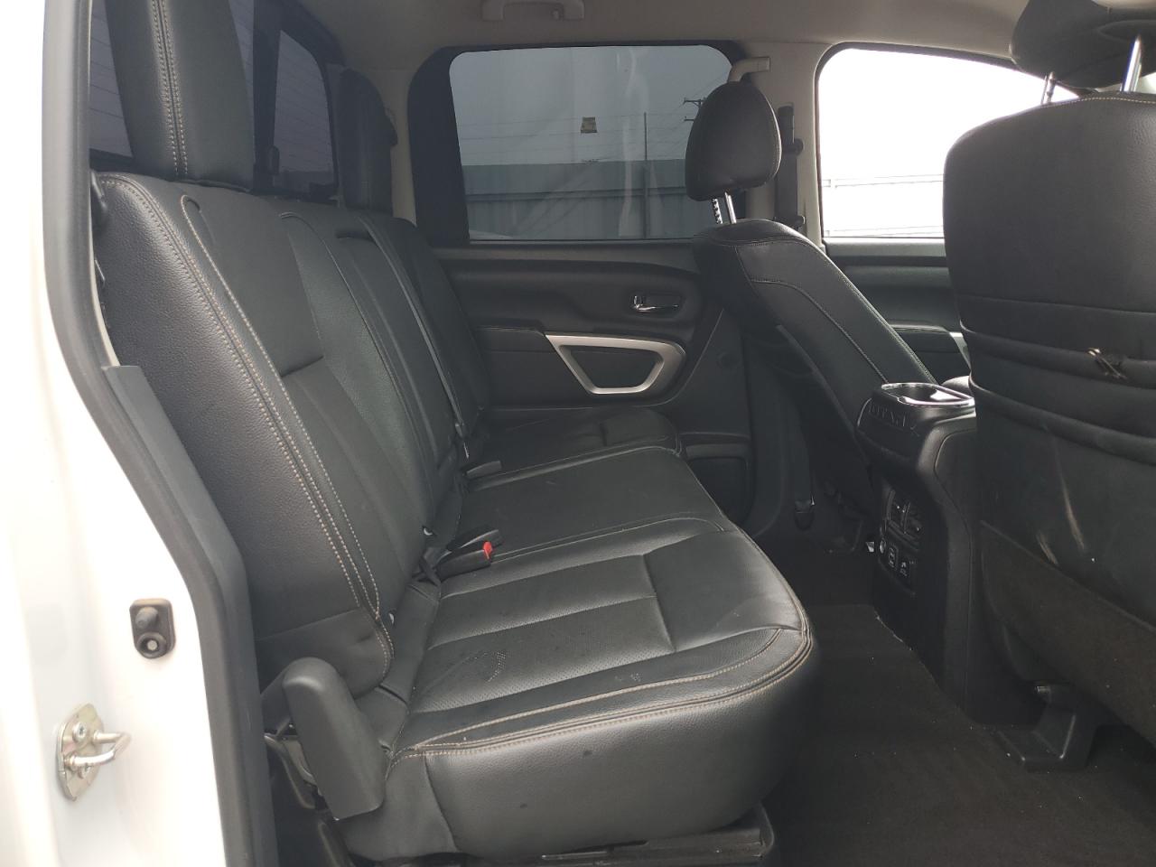 2019 Nissan Titan Platinum Reserve VIN: 1N6AA1E64KN518247 Lot: 54775615