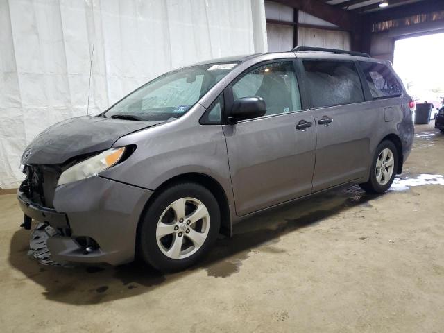 2013 Toyota Sienna 