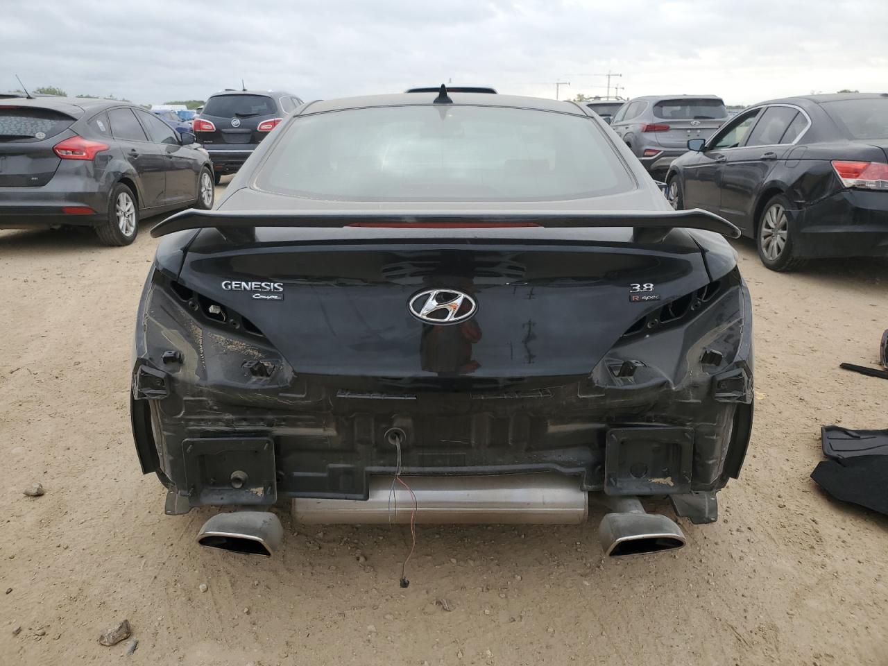 2013 Hyundai Genesis Coupe 3.8L VIN: KMHHU6KJ1DU085988 Lot: 53635325