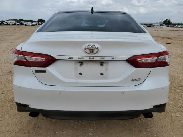  TOYOTA CAMRY 2018 White