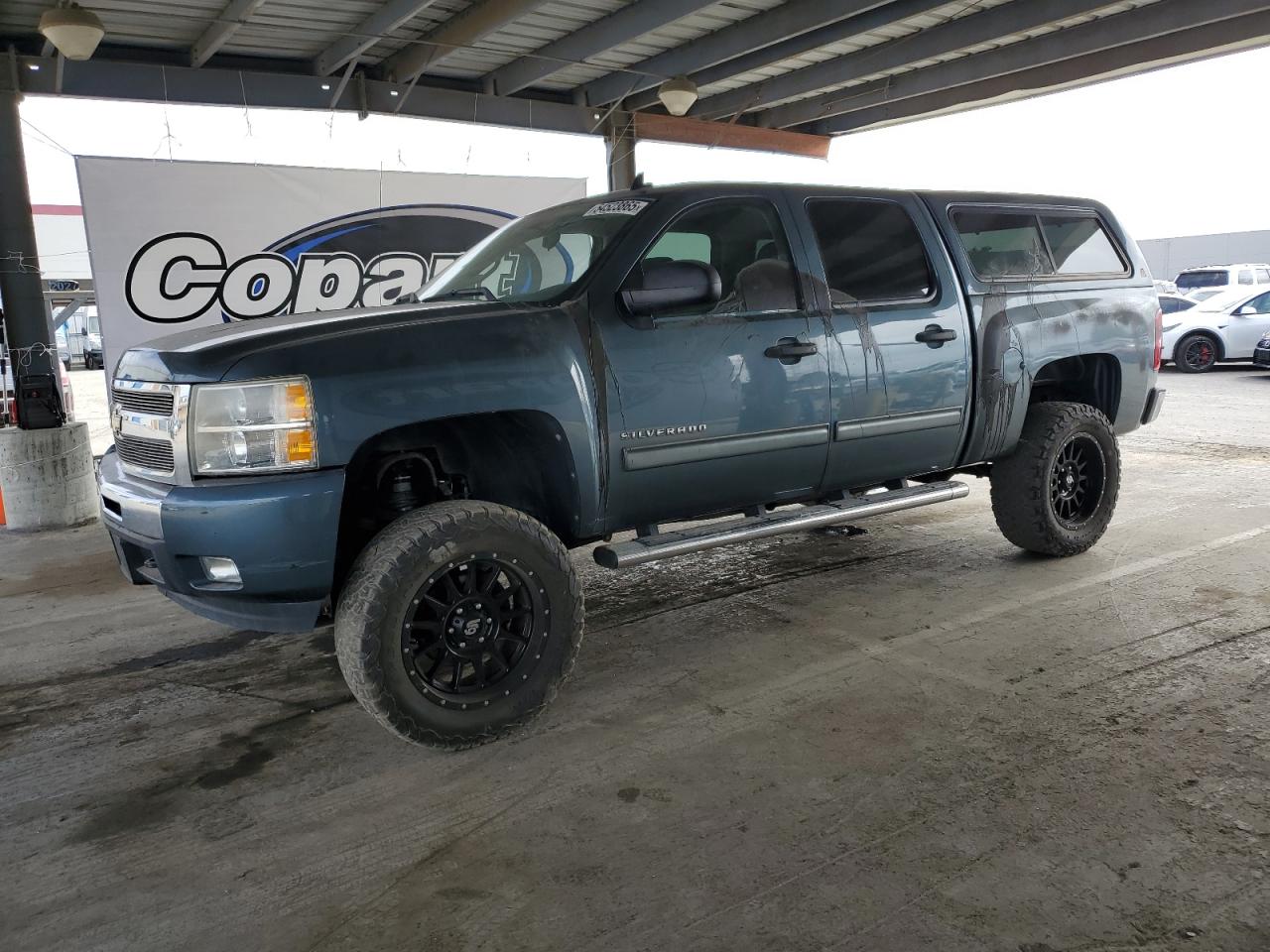 2011 Chevrolet Silverado K1500 Lt de vânzare în Hayward, CA - Vandalism