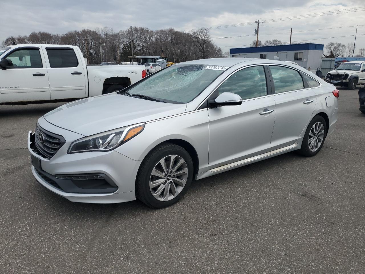 2015 Hyundai Sonata Sport for Sale in Ham Lake, MN - Front End