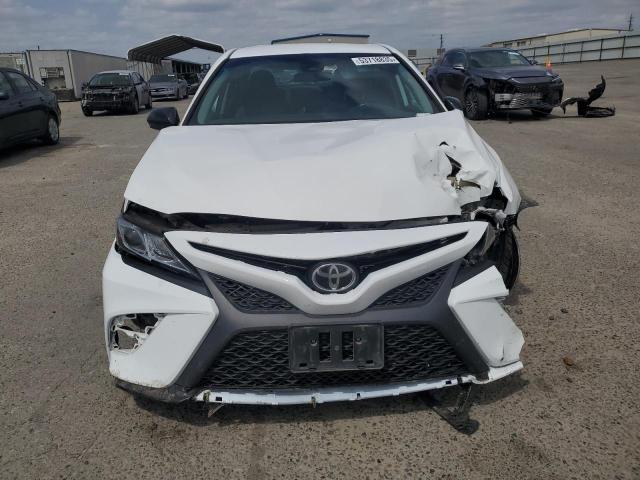  TOYOTA CAMRY 2019 Biały