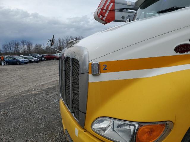 2005 PETERBILT 387