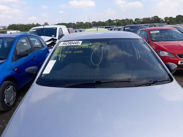 2011 VOLKSWAGEN POLO S 60