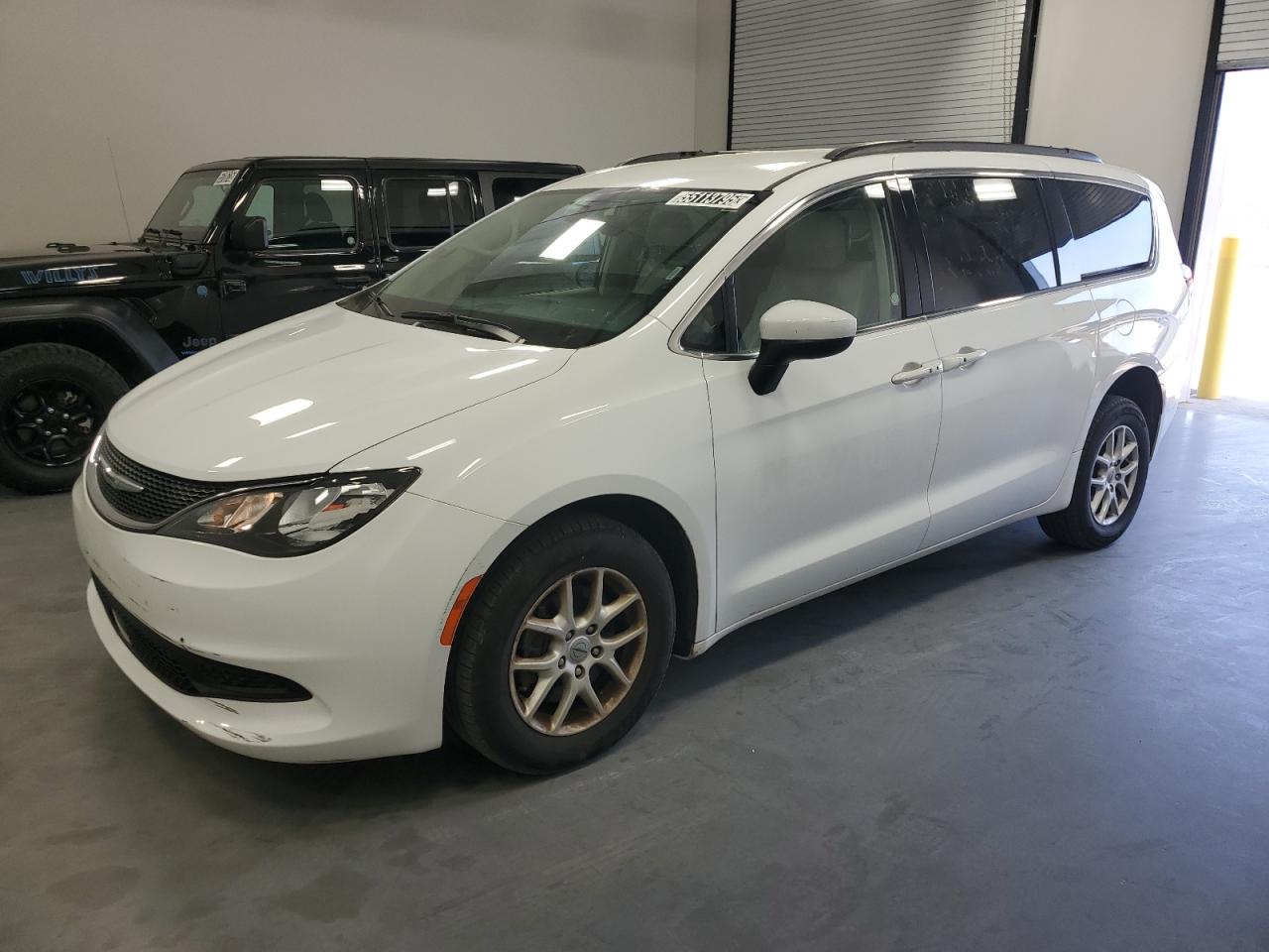 2021 Chrysler Voyager Lxi იყიდება Assonet-ში, MA - Mechanical