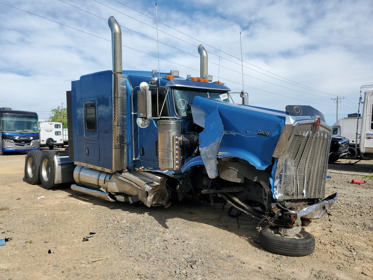 2018 Kenworth W900 Semi Truck იყიდება Chatham-ში, VA - All Over