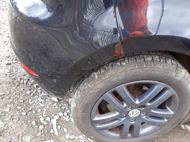 2010 VOLKSWAGEN GOLF SE BL