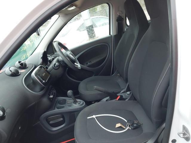 2019 SMART FORFOUR UR