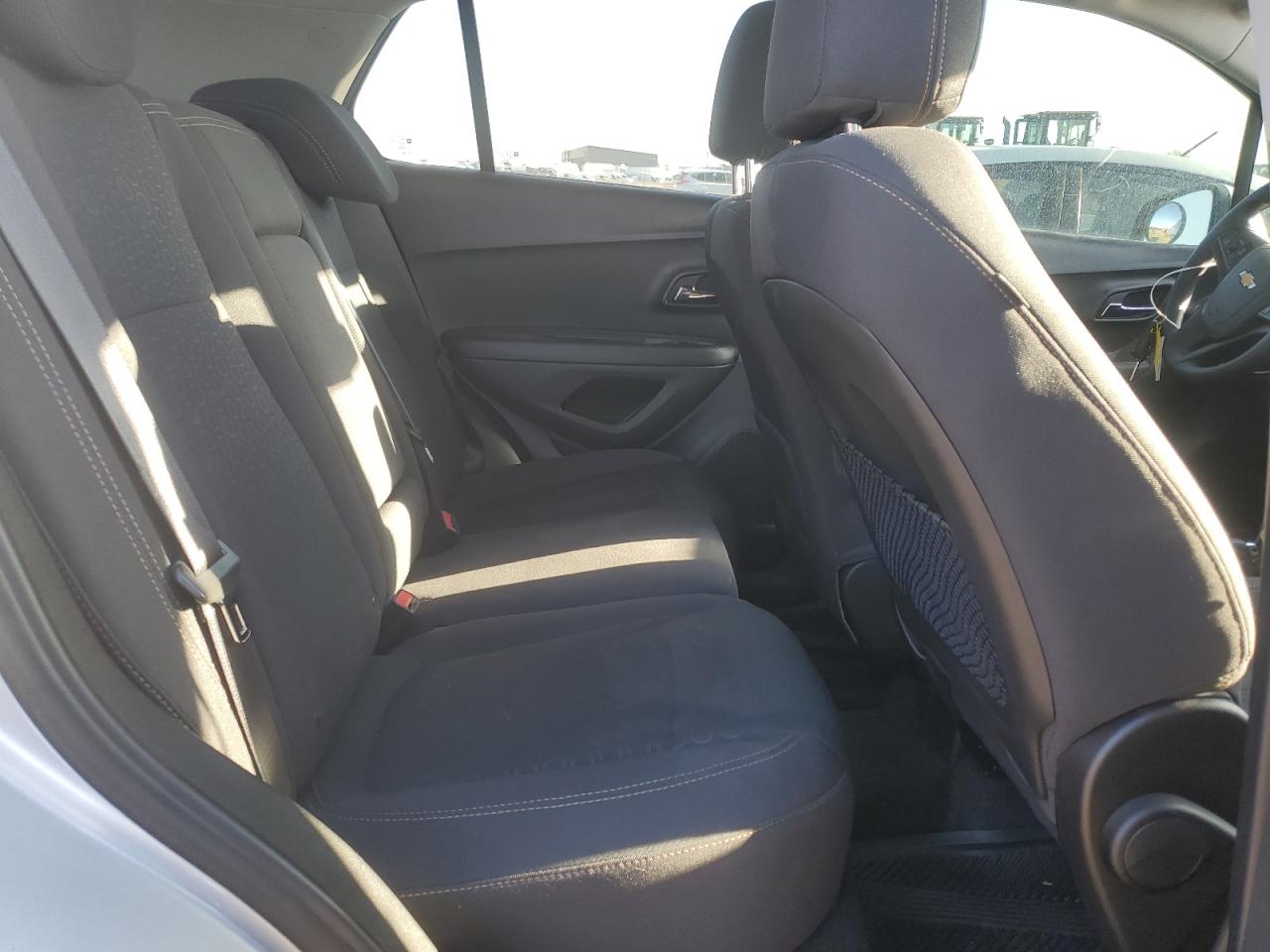 3gncjnsb8ll333986 3GNCJNSB8LL333986 2020 Chevrolet Trax Ls