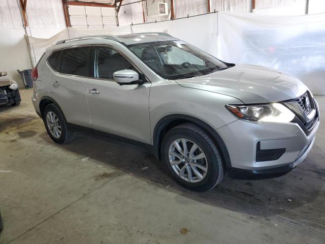 NISSAN ROGUE 2018 Серебристый