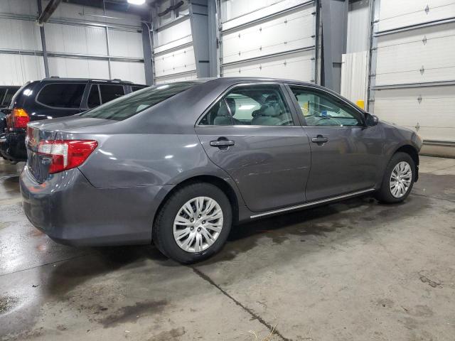  TOYOTA CAMRY 2014 Серый