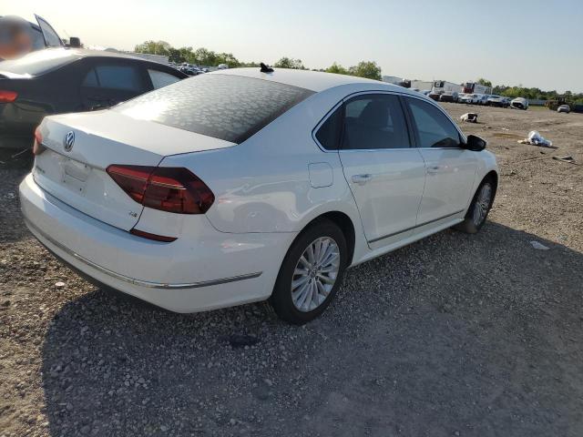  VOLKSWAGEN PASSAT 2017 Biały