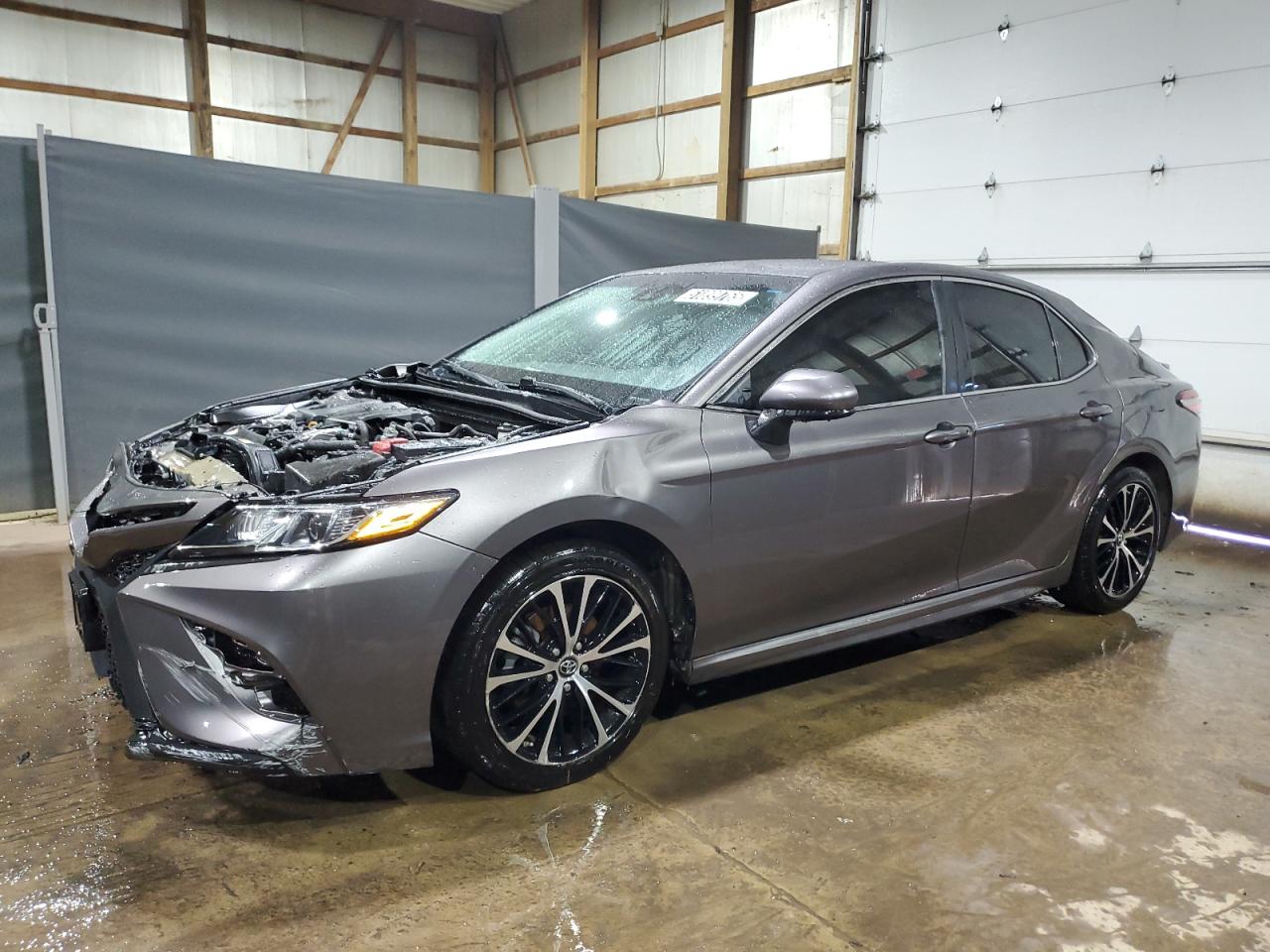 2018 Toyota Camry L for Sale in Columbia Station, OH - Front End