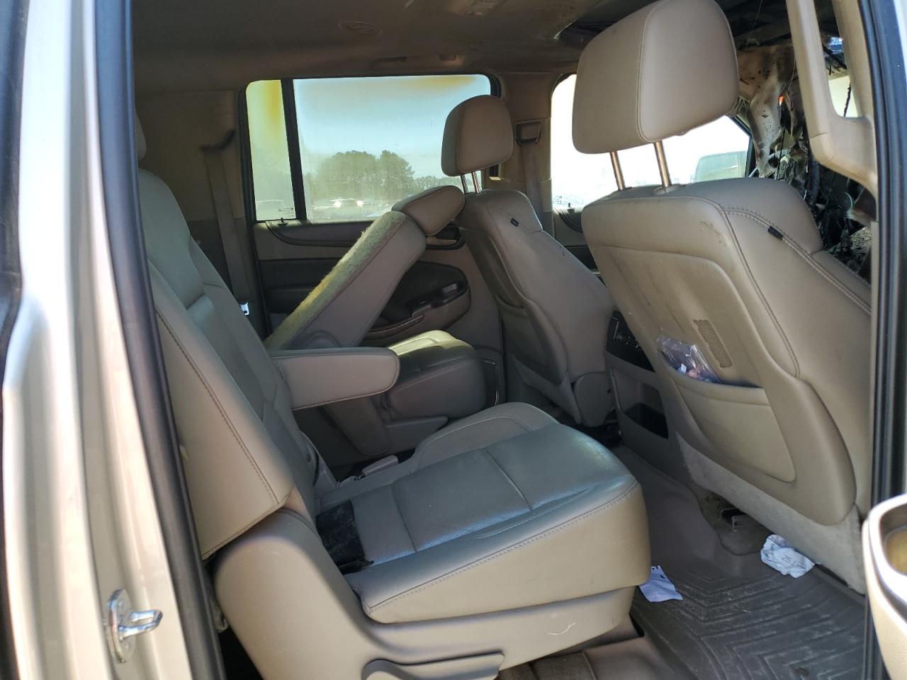2015 Chevrolet Suburban C1500 Ltz VIN: 1GNSCKKC3FR199592 Lot: 53472465