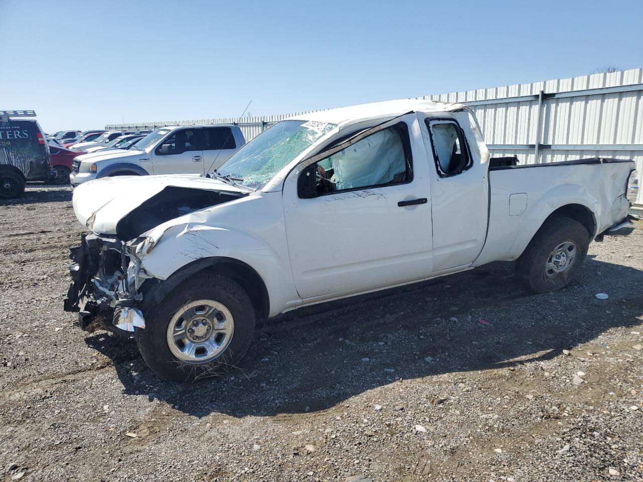 2015 Nissan Frontier S продається в Earlington, KY - All Over
