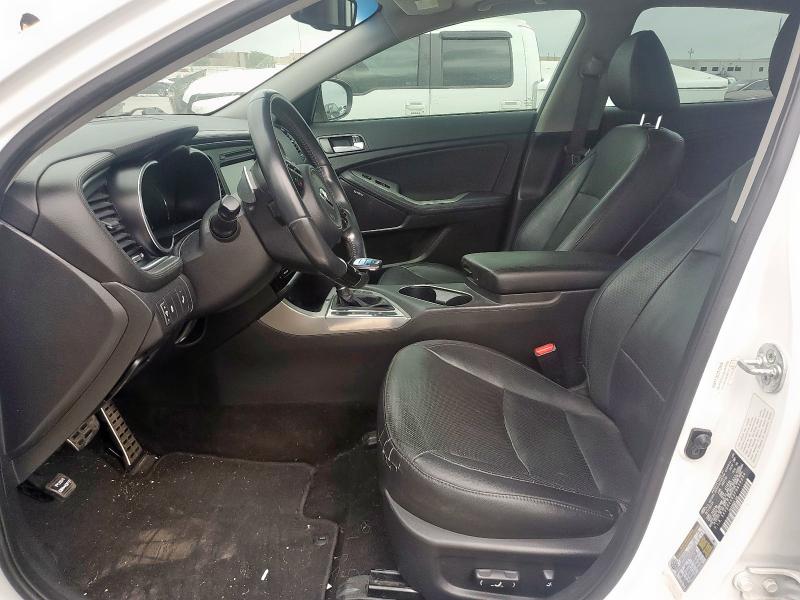 Sedans KIA OPTIMA 2015 Biały