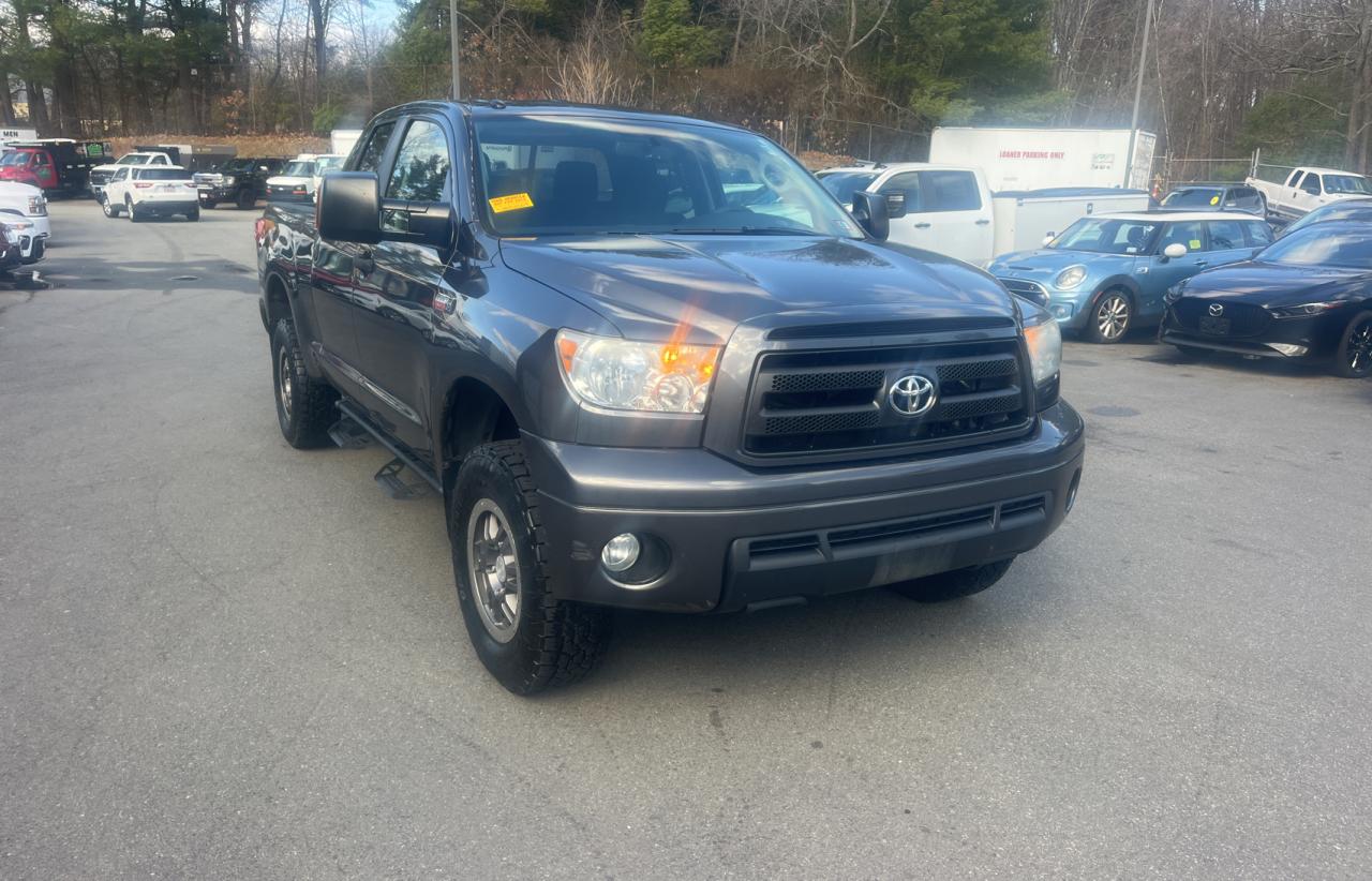 2011 Toyota Tundra Double Cab Sr5 for Sale in North Billerica, MA - Normal Wear